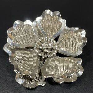 Vintage 1950s Signed BED Silver Tone Mesh Flower Brooch